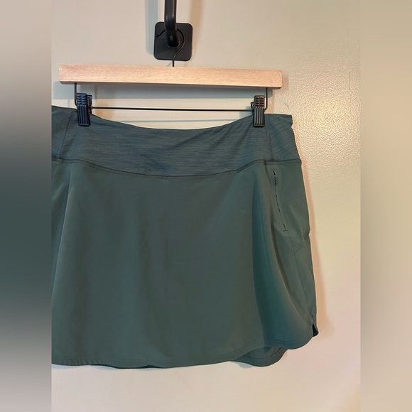 Outdoor Voices the exercise 3 inch skort size XL - Picture 2 of 4